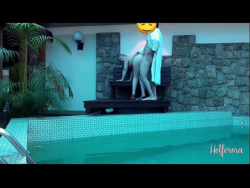 ❤️ A főnök meghívja a szobalányt a medencébe, de nem tud ellenállni egy forró ❤️❌ Anal videó at hu.xxxner.ru ❌